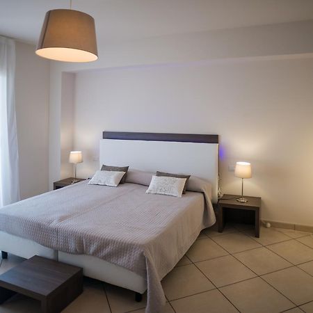 Riva Del Sol Bed & Breakfast Santa Teresa Di Riva Ngoại thất bức ảnh