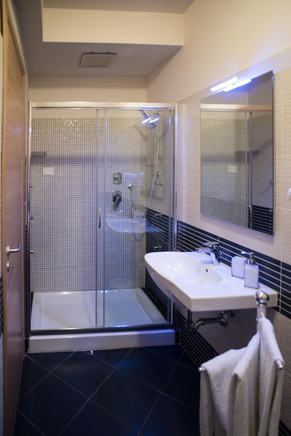 Riva Del Sol Bed & Breakfast Santa Teresa Di Riva Ngoại thất bức ảnh