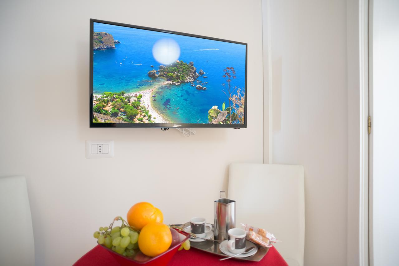 Riva Del Sol Bed & Breakfast Santa Teresa Di Riva Ngoại thất bức ảnh