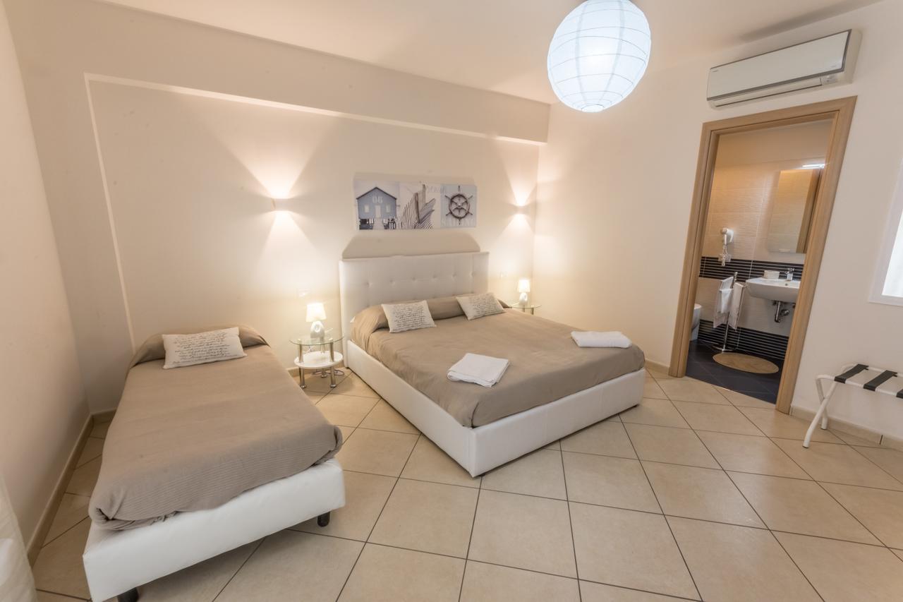 Riva Del Sol Bed & Breakfast Santa Teresa Di Riva Ngoại thất bức ảnh